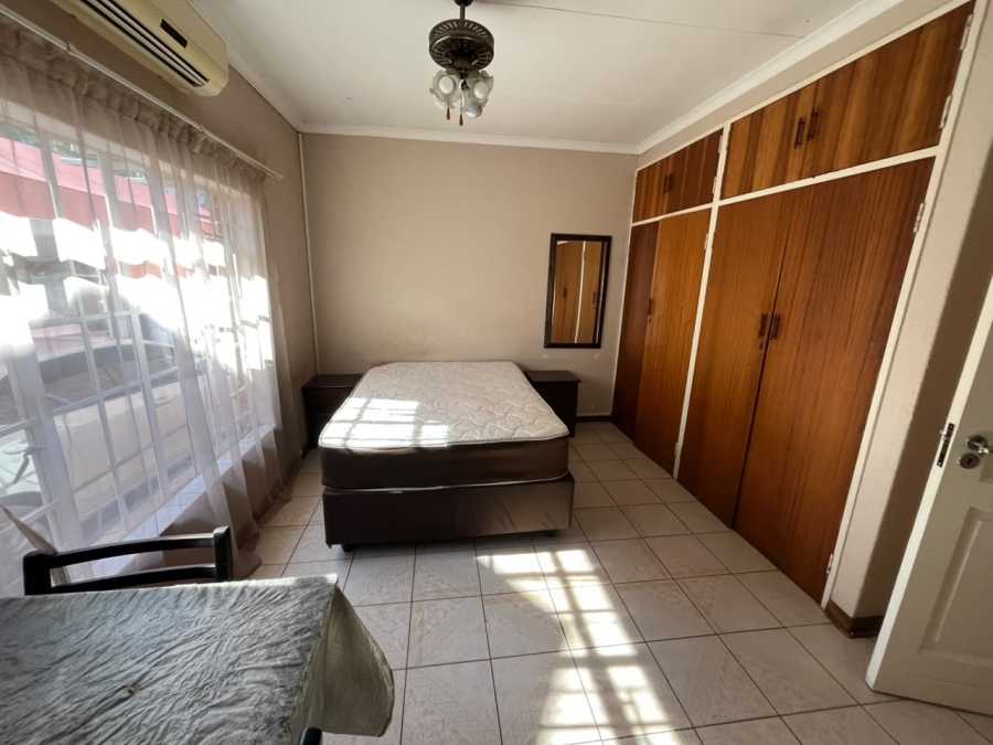 To Let 6 Bedroom Property for Rent in Bodorp North West